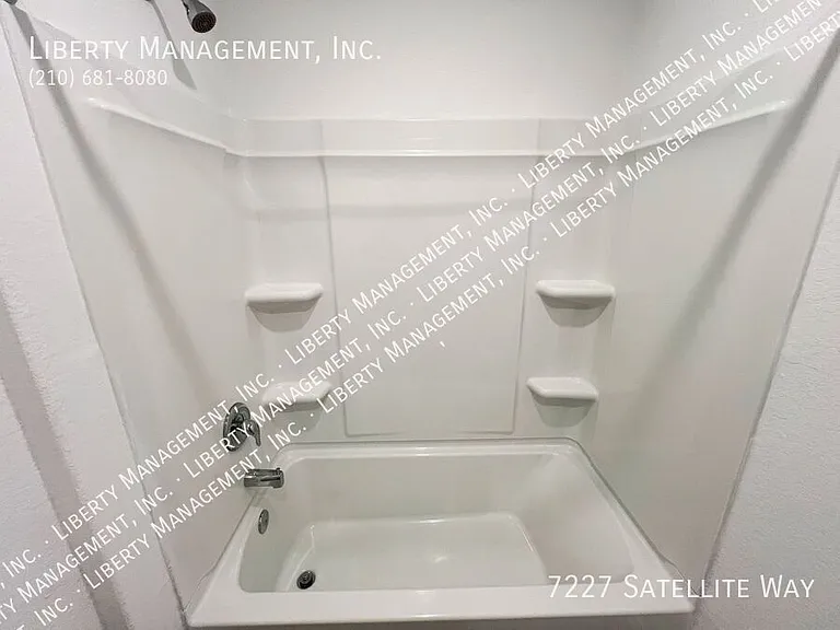 7227 Satellite Way — Photo 32