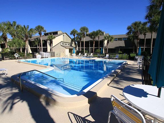 5th image of 16 Village Las Palmas Cir