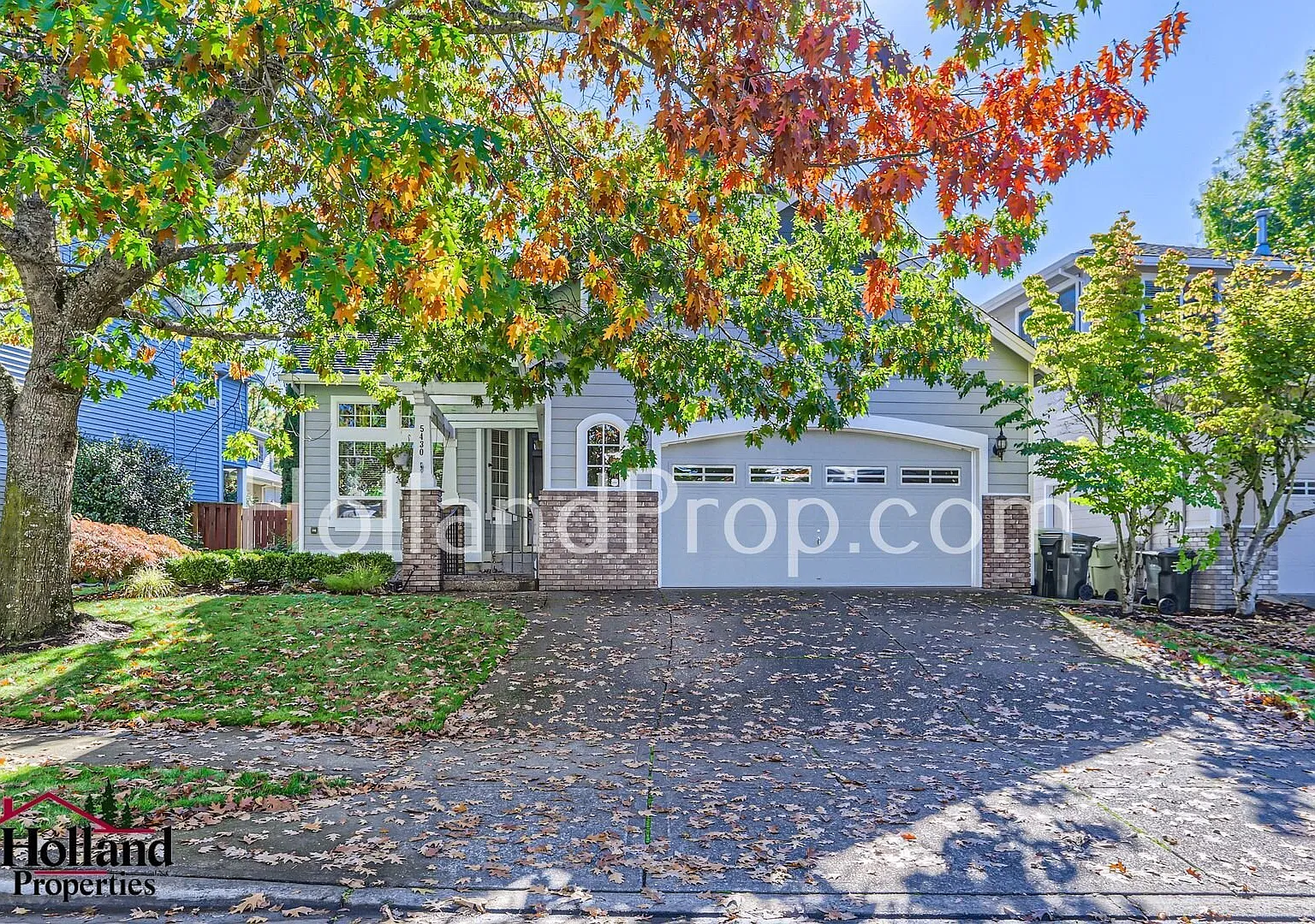 Gorgeous Nw Portland Bethany Home Premier Location! Special Discount Of $300 On Your First Full M... — Photo 1