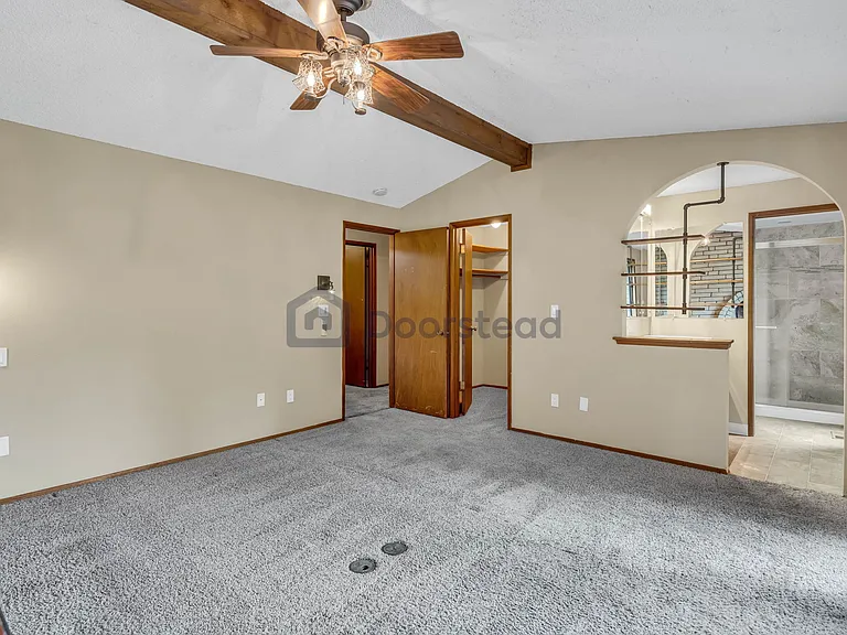 21805 SE 4th St — Photo 35