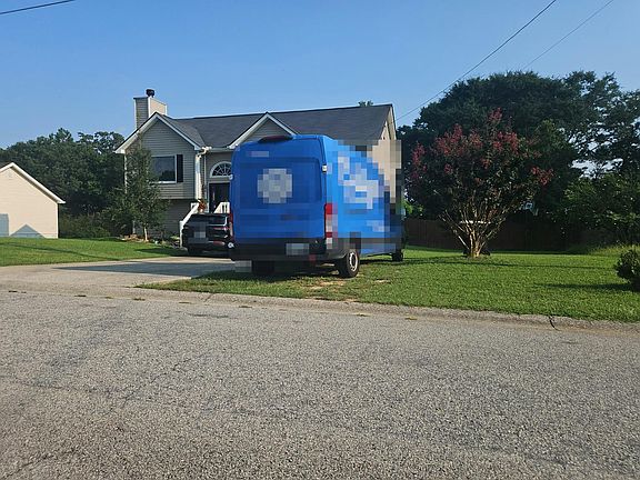 2nd image of 186 Pleasant Way