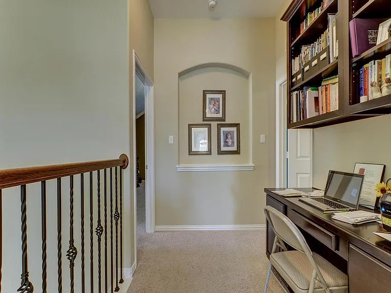 701 Rolling Brook Ln — Photo 8