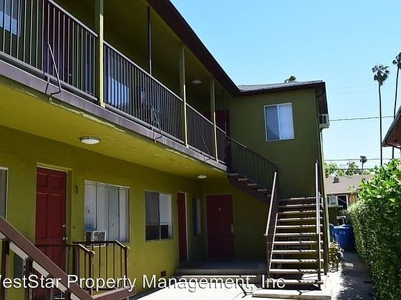 5th image of 1646 N Harvard Blvd APT 08