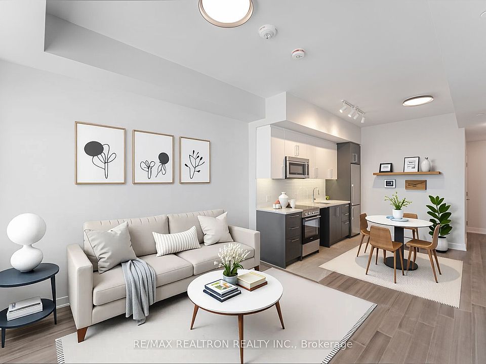 1st image of 664 Spadina Ave #904