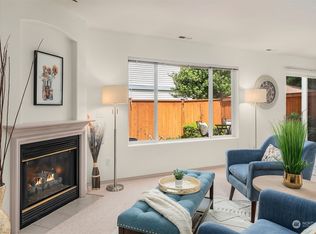 4501 217th St SW APT B, Mountlake Terrace, WA 98043