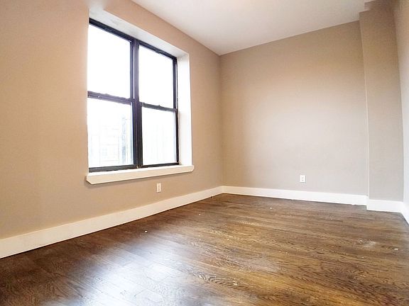 4th image of 120 Van Buren St Floor 2