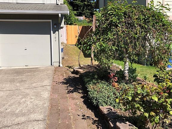 3rd image of 8709 S Asotin St