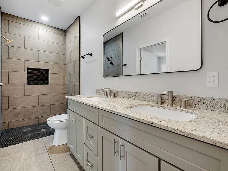 2022 Trimble Rd #1 — Photo 9