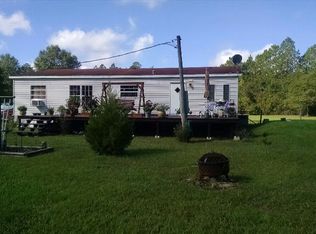 18749 B F Finley Cir, Glen Saint Mary, FL 32040