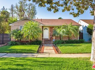 14930 Hartsook St, Sherman Oaks, CA 91403