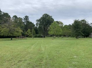 118 Richardson Rd, Crawfordville, FL 32327