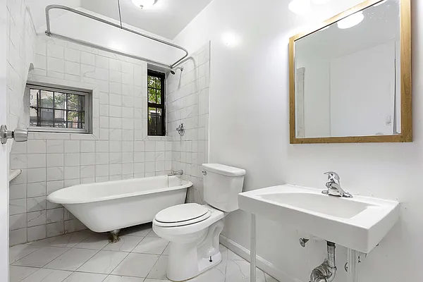 Rented by Halstead Real Estate | media 29