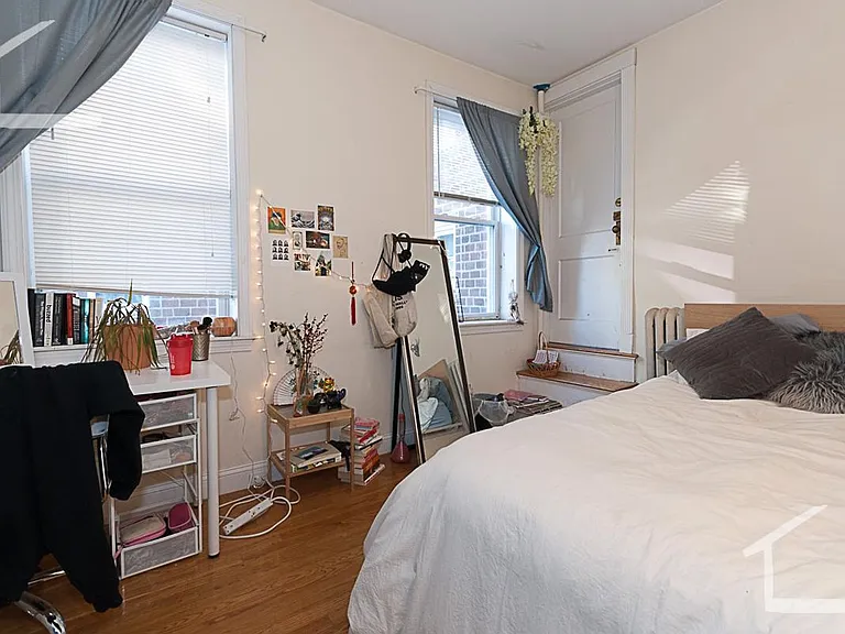 314 Saint Paul St #4R — Photo 9
