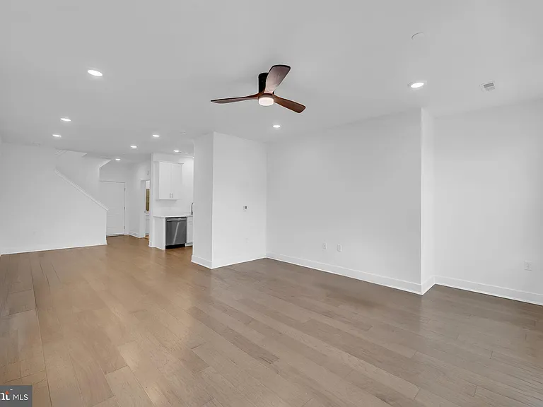 257 Lewis Fisher Dr — Photo 7