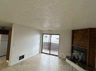 203 E Arbor Ave #101F, Bismarck, ND 58504