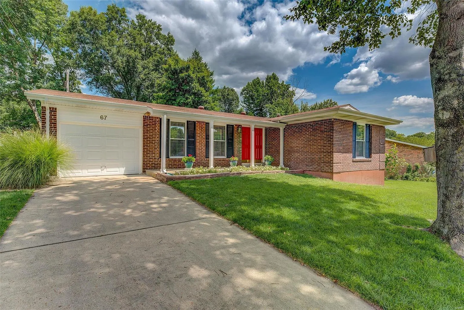 67 Deer Lodge Dr photo 1