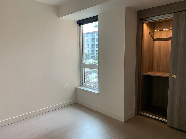 455 SW Marine Dr #519 — Photo 10