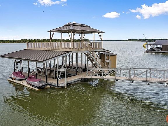 4th image of 458 Lakeside Dr