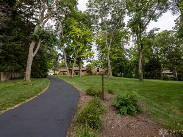 4363 Trails End Dr, Dayton, OH 45429