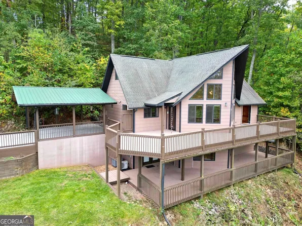 6729 Morgan Dr, Young Harris, GA 30582