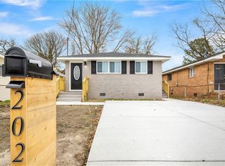 202 W Kelly Ave, Hampton, VA 23663