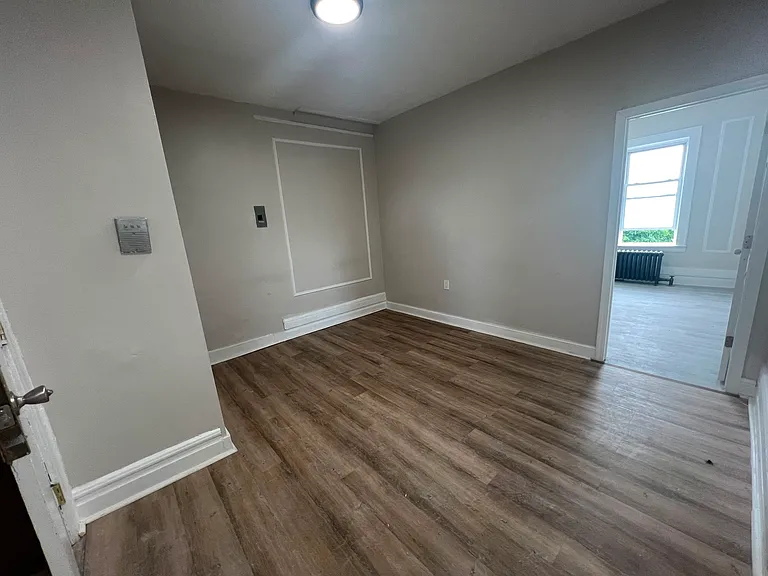 75 N 7th St #302 — Photo 3
