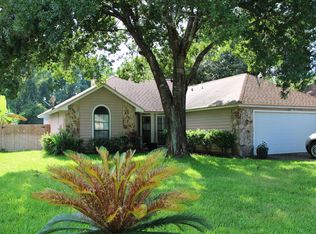 1586 N Crabapple Cove Ct, Jacksonville, FL 32225