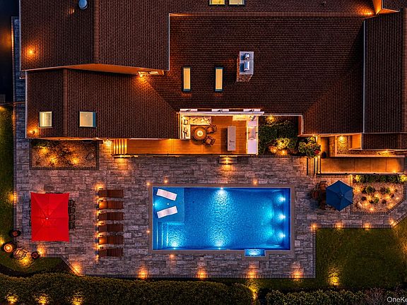 2nd image of 9 Watercrest Court