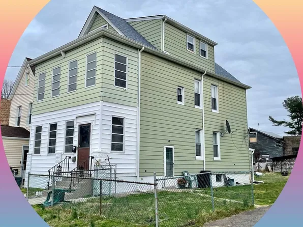 26 Willard St, Garfield, NJ 07026