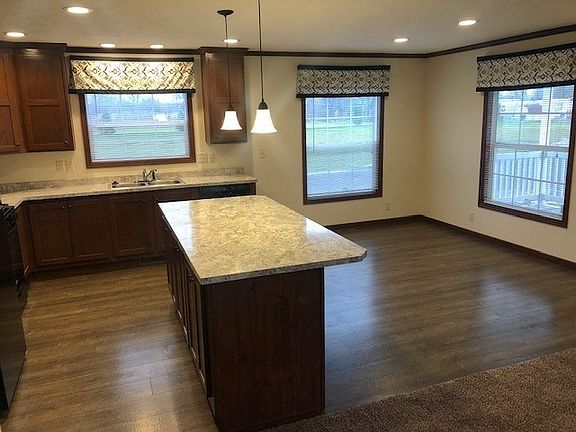 3rd image of 1250 Paree St #1118