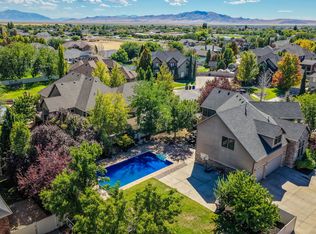 579 W 2400 S, Syracuse, UT 84075