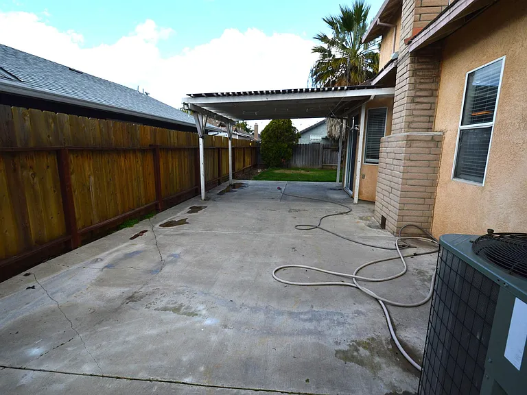 547 Carrigane Way — Photo 19