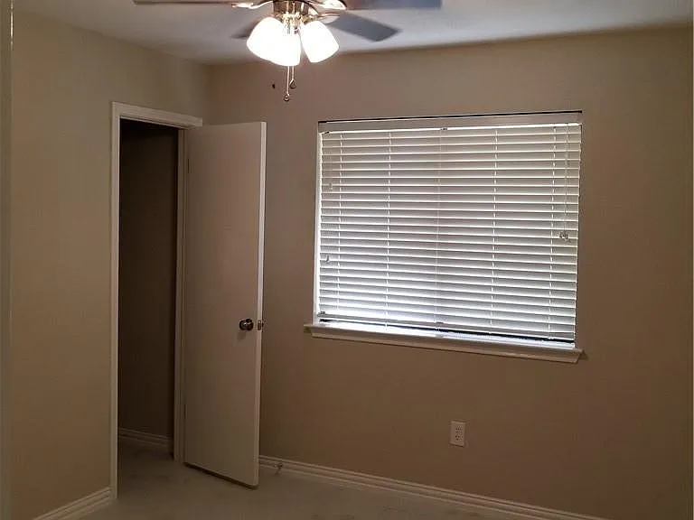 11601 Hidden Quail Dr — Photo 16