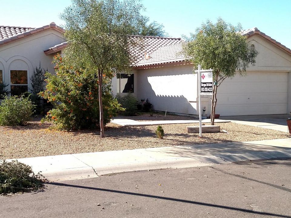 1st image of 16285 W Mesquite Dr