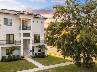 500 E Davis Blvd, Tampa, FL 33606