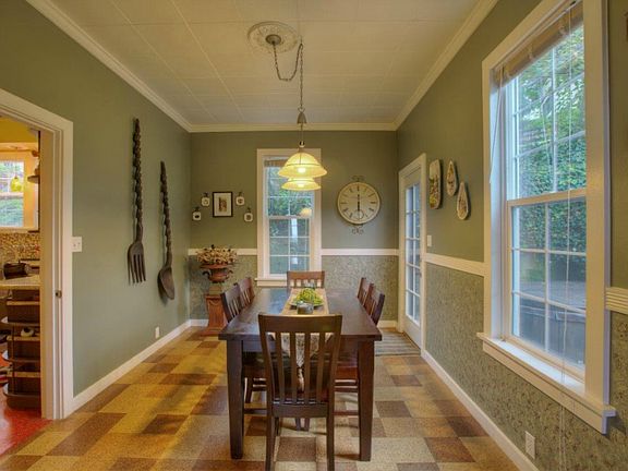 5th image of 311 Kennebeck Ave S