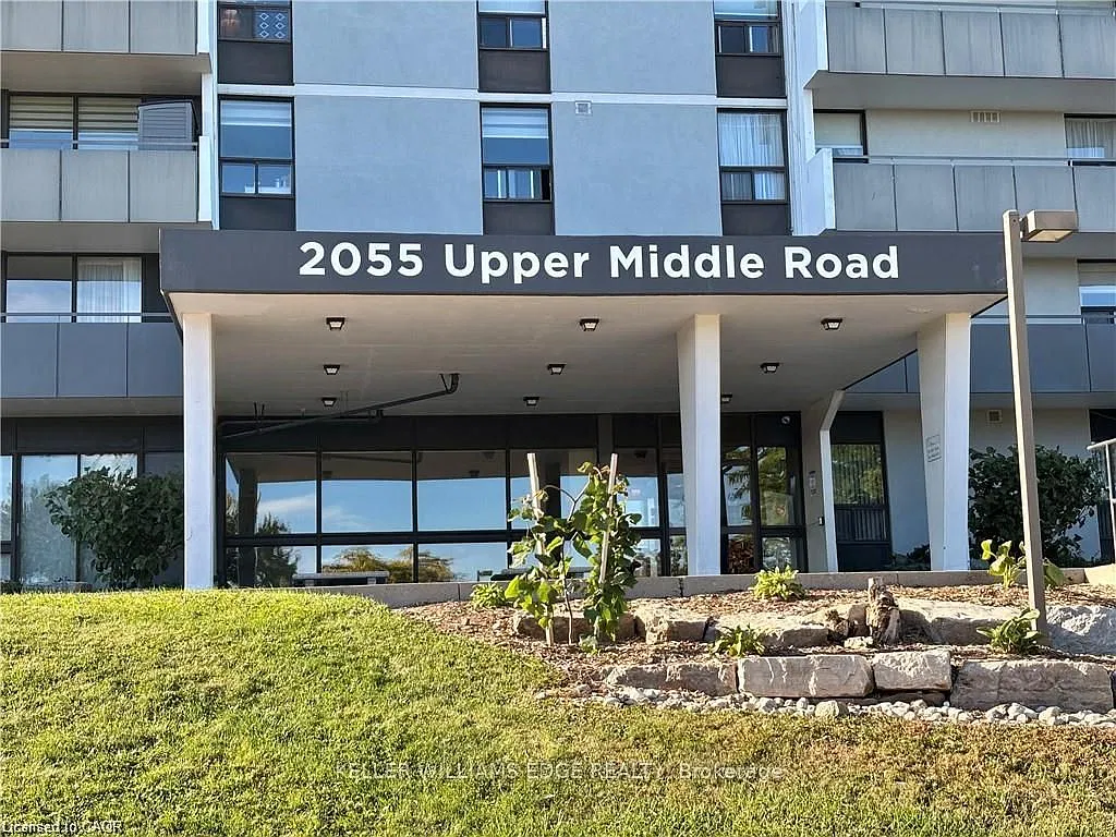 3 bed, $2,600 — Photo 1