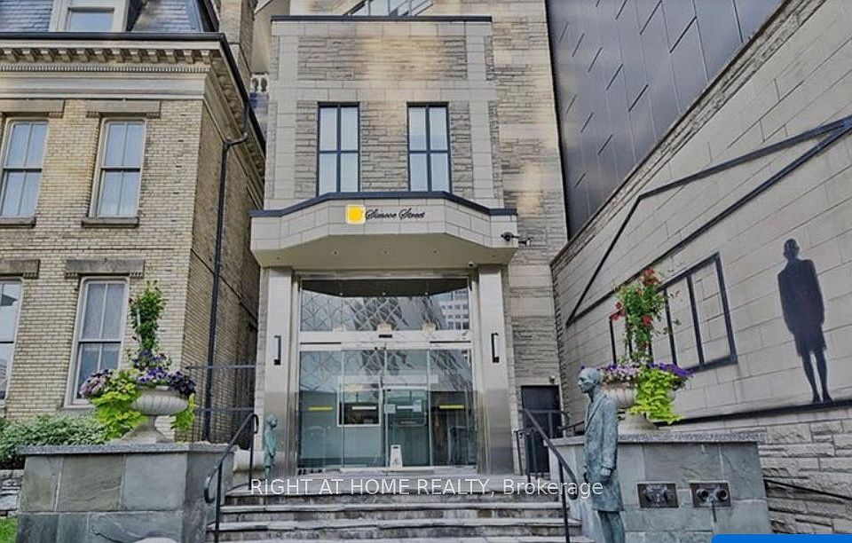 1st image of 71 Simcoe St #705