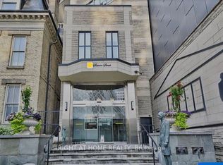71 Simcoe St #705, Toronto, ON M5J 2S9