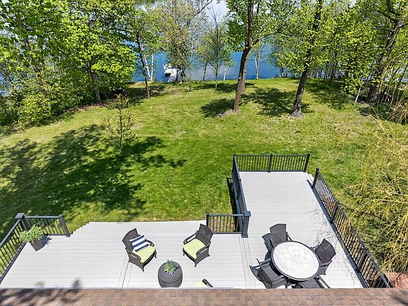 2nd image of 633 Cihlars Point Cir SW