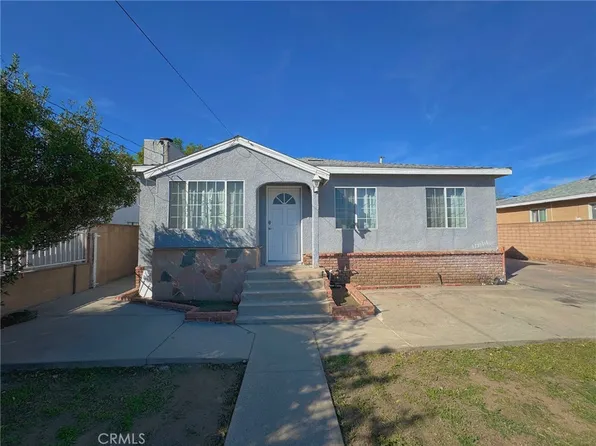 14233 Dyer St, Sylmar, CA 91342