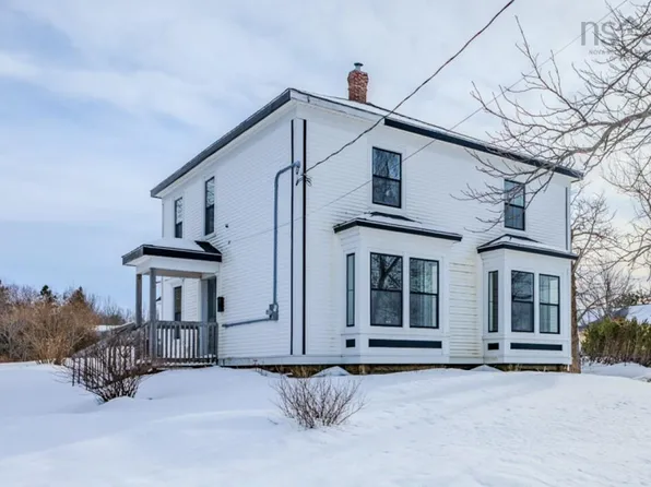 13836 Highway 6, Wallace, NS B0K 1Y0