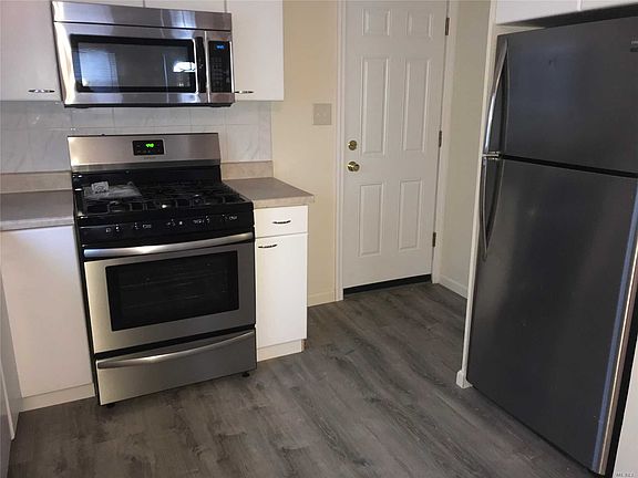 3rd image of 134 Church St