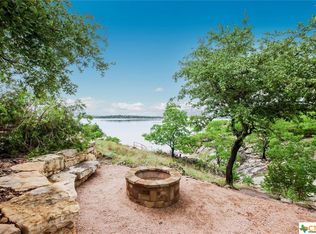 1180 Rip Jay Cir, Canyon Lake, TX 78133