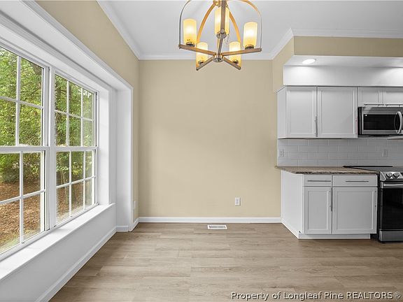 4th image of 656 River Birch Dr