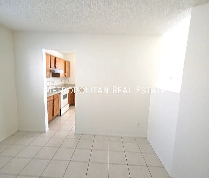 3034 E Villa Maria Dr — Photo 6