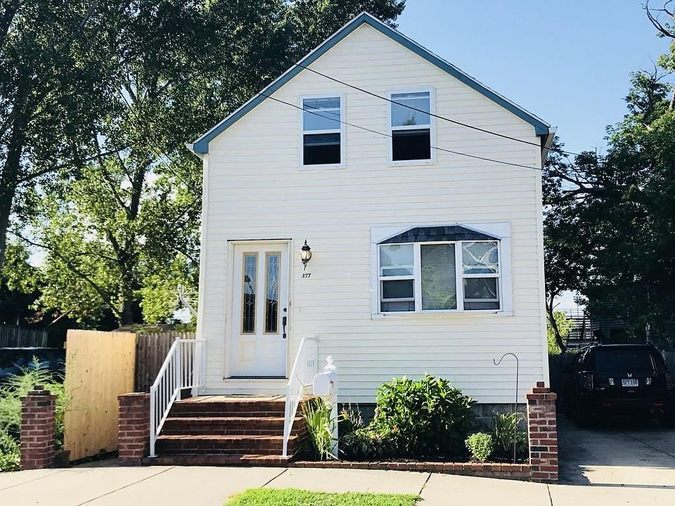 1st image of 377 Hillman St