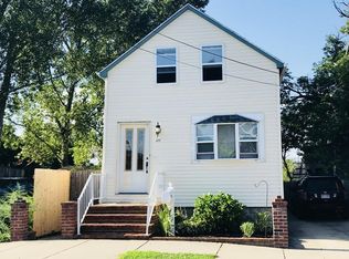 377 Hillman St, New Bedford, MA 02740