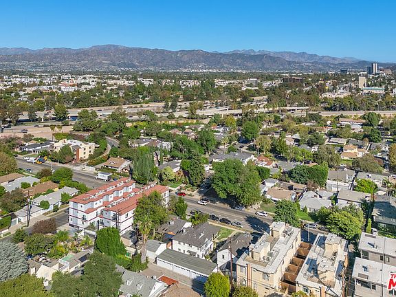 4th image of 4445 Tujunga Ave