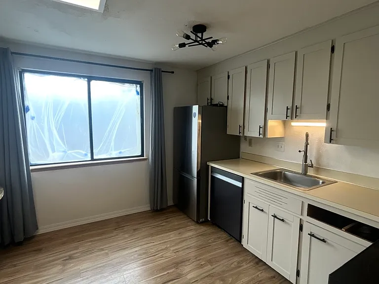 1810 N Regal St #1808 — Photo 4